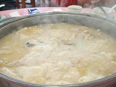 -侠成水上农庄(工业大道店)