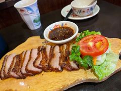 烧猪颈肉-大头虾越式风味餐厅(光明广场店)