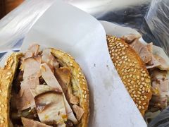 烧饼夹肘子肉-老四烧饼铺(丽源路店)