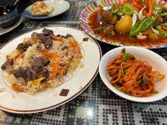 手抓饭-新疆伊宁远征餐厅