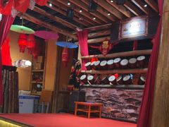 -老滇山寨•云南特色菜•地方菜•民族风情歌舞表演(金碧店)