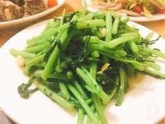 -新疆风味冷水鱼庄(友谊峰路店)