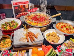 -辣尚瘾·烤鱼·新川菜(牡丹园直营店)