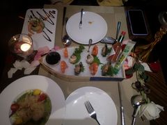 -YUE·6·西式融合餐厅(外滩六号店)