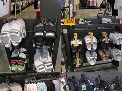 -法雅体育工厂店(皂君庙路店)