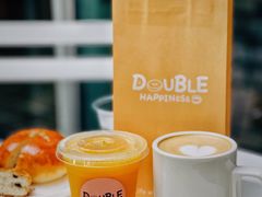 -DOUBLE HAPPINESS 双喜面包咖啡