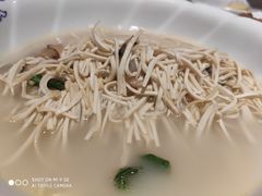-国际青年会议酒店-苏莱斯餐厅