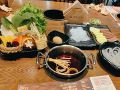 -呷哺呷哺 小火锅 (浦东新欧尚超市店)