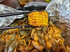-内蒙焖面大盆骨餐馆(山大路店)