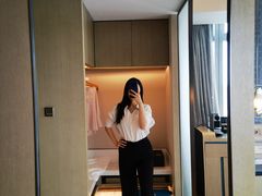 -深圳国际会展中心希尔顿酒店(前海华发冰雪世界店)
