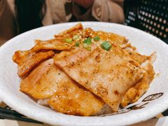 日出千层五花-熊吞·大碗丼烧肉饭(西市场嘉华店)