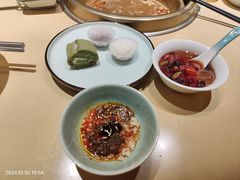 -余欢领鲜火锅(新街口店)