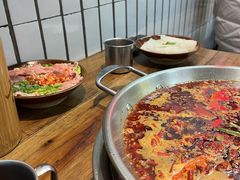 -老街·稳拈老火锅(海椒市店)