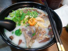 -鸭小妹鸭血粉丝(老门东店)