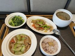 -臻康乃馨月子中心(集美店)