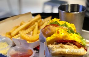 Beef Bacon Cheese Egg