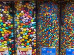 -m豆巧克力世界(上海世茂广场店)