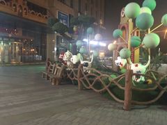 -紫荆广场·花漫里