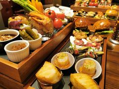 -恰餐厅及酒吧 CHAR Bar & Grill (北京丽都皇冠假日店)