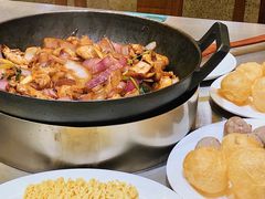 -胡须佬鸡煲四季火锅店(石厦西村直营店)