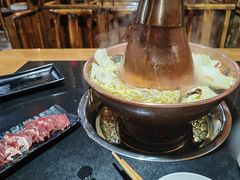 -果松木炭酸菜铜火锅·外婆参鸡汤