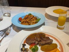 -戈雅法餐厅(世界城广场店)