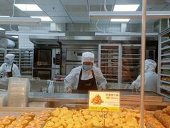 面包甜点陈列柜-鲍师傅糕点(永安里店)