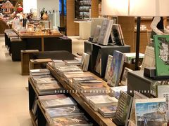 -茑屋书店(天目里店)