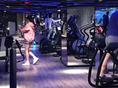 -W FITNESS 威尔仕健身·游泳(老西门新苑店)