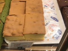 黑鸡土蜂蜜蛋糕-昆明冠生园·蛋糕·面包(南强街店)