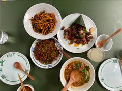 -一坐一忘云南菜(嘉里中心店)