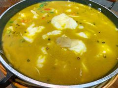 -有红鸡毛店·川菜(建设路店)