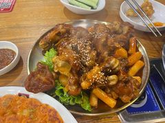 -喇喇排骨火锅·传统韩式脊骨汤(望京西园总店)