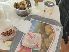 -麦当劳(鄂尔多斯机场店)