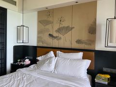 -三亚湾海居铂尔曼度假酒店