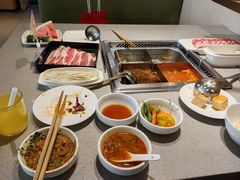 -海底捞火锅(新松江路生日主题店)