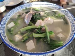 -鑫渔港海鲜本地菜·山海关浑锅(东戴河店)