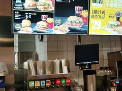 -麦当劳(小白楼店)