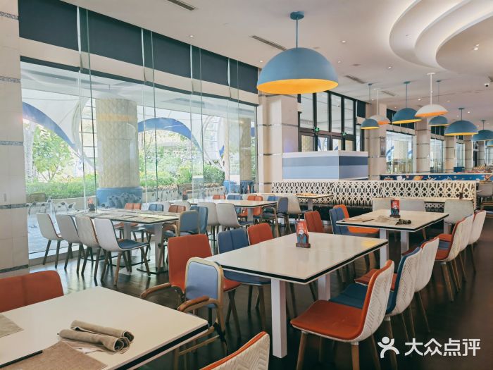 帝企鹅自助餐厅•儿童岛•真企鹅(长隆企鹅酒店)大堂图片