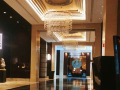 -成都保利公园皇冠假日酒店(熊猫基地店)
