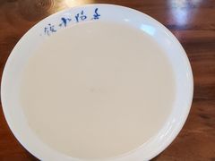 面汤-春阳水饺(香槟广场店)