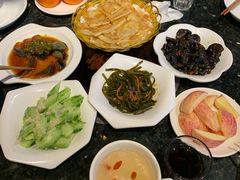 菠萝飞饼-咏哇美蛙美味(厦门罗宾森店)
