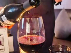 -wineapp葡萄酒餐吧(外滩金融中心店)