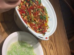 -爱碗亭·鲜炒湖南菜(壹城中心店)