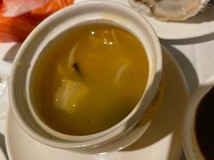 -广州万富希尔顿酒店·感趣自助餐厅·金秋蟹宴生蚝海鲜刺身烧烤