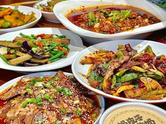 -柴窝堡22号辣子鸡·传承新疆菜