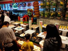 -三英温泉度假酒店-自助餐厅