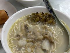 -明呈黄鱼面馆(斜土路店)