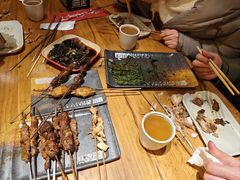 -小俩口烧烤东北菜(双井店)