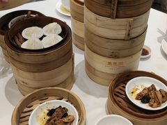 -万龙洲海鲜(大兴绿地缤纷城店)